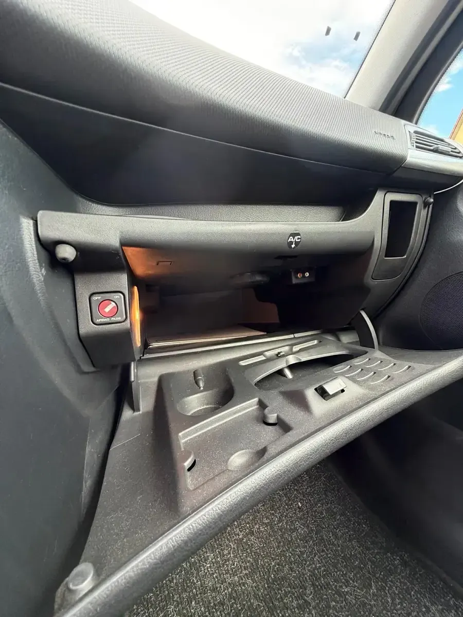 Gebraucht Peugeot 207 95 PS (69 kW) 2009 Schwarz Kleinwagen