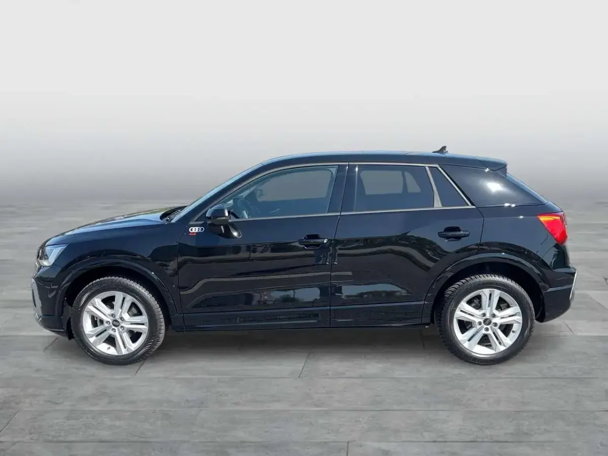 Gebraucht Audi Q2 Advanced 150 PS (110 kW) 2025 Brillantschwarz SUV