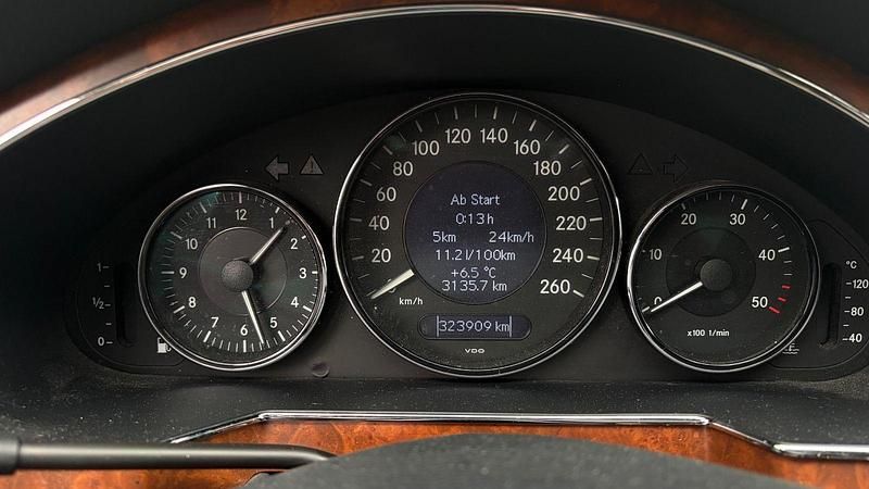 Gebraucht Mercedes CLS320 224 PS (164 kW) 2007 Schwarz Coupé