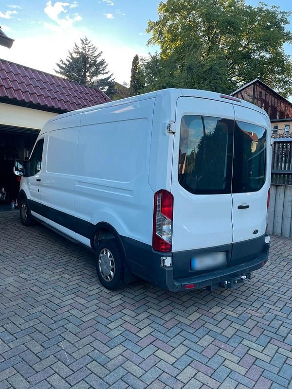 Second-hand Ford Transit 130 CP (95 kW) 2019 Alb Van