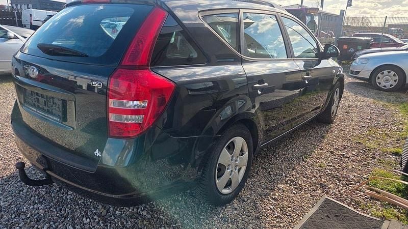 Gebraucht Kia Ceed 109 PS (80 kW) 2009 Schwarz Kleinwagen