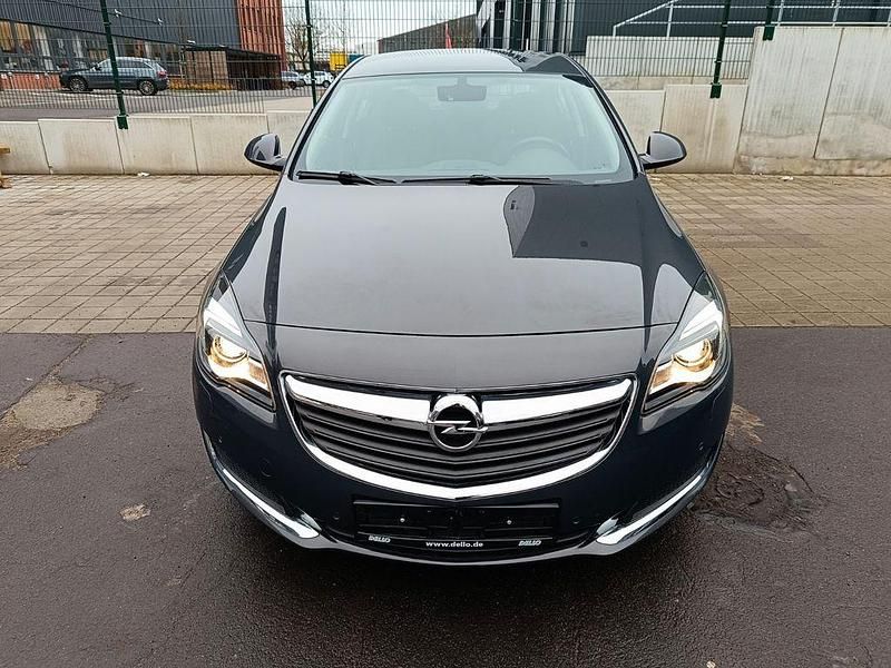 Gebraucht Opel Insignia Edition 140 PS (102 kW) 2016 Grau Limousine