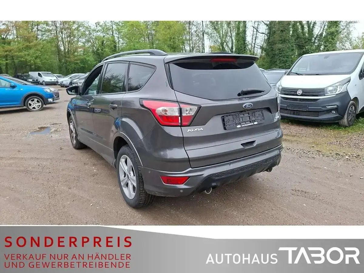 Gebraucht Ford Kuga ST-Line 150 PS (110 kW) 2018 Grau SUV