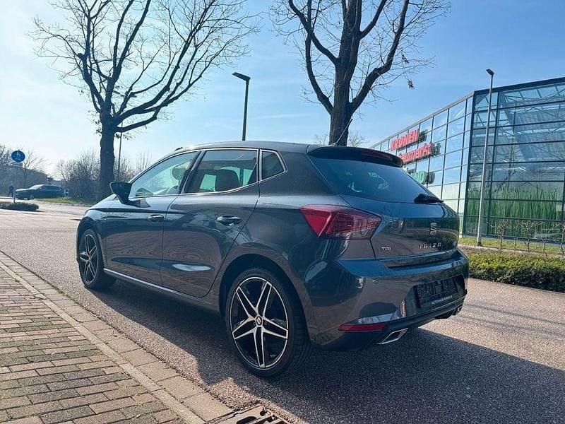 Gebraucht Seat Ibiza FR 90 PS (66 kW) 2019 Grau Kleinwagen