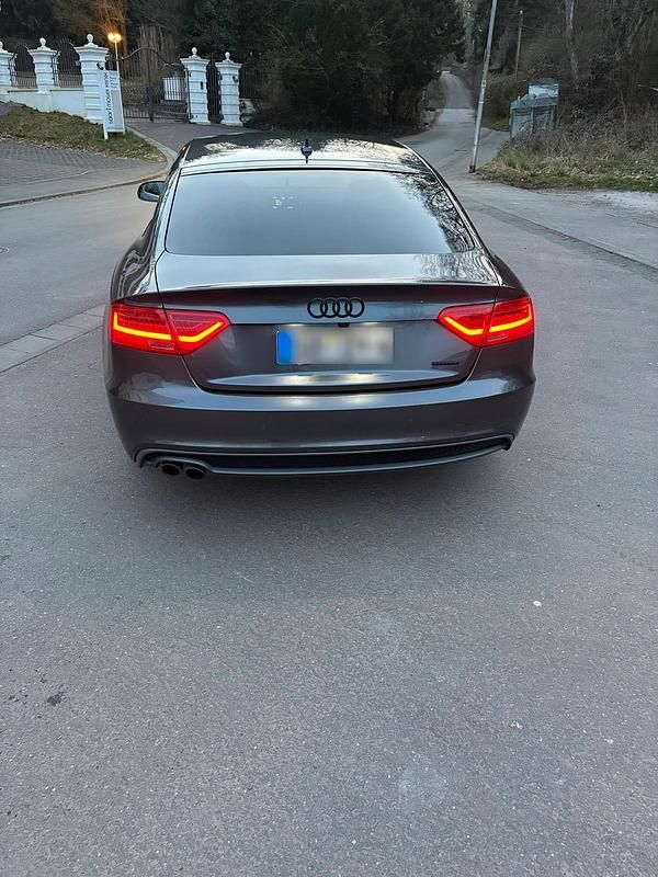 Gebraucht Audi A5 Sportback S-Line 218 PS (160 kW) 2016 Grau Kleinwagen