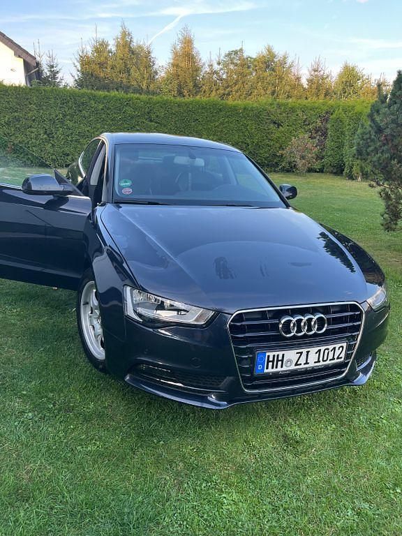 Blau Gebraucht 2012 Audi A5 Sportback Sport Kleinwagen | 8.700 € (Superpreis) - Bild 1/4