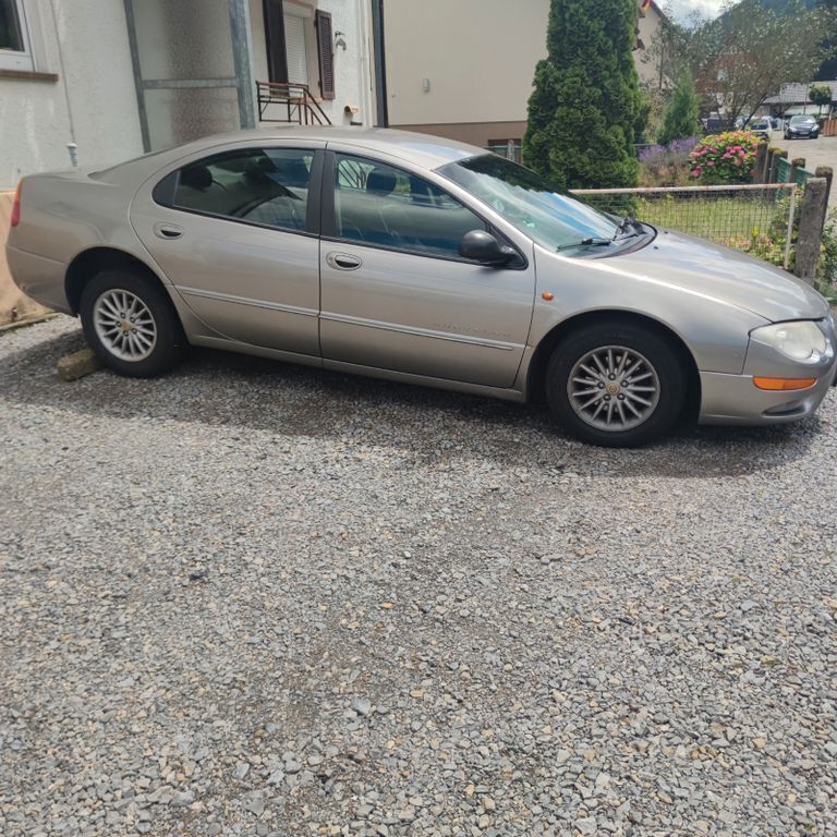 Gold Gebraucht 1998 Chrysler 300M Limousine | 1.299 € - Bild 1/3