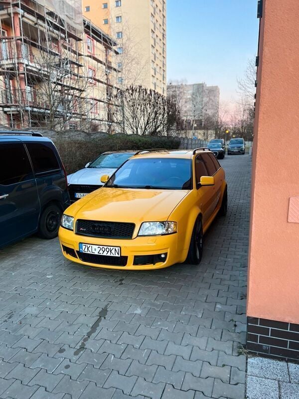 Gelb Gebraucht 2002 Audi RS6 Kombi | 38.900 € - Bild 1/4