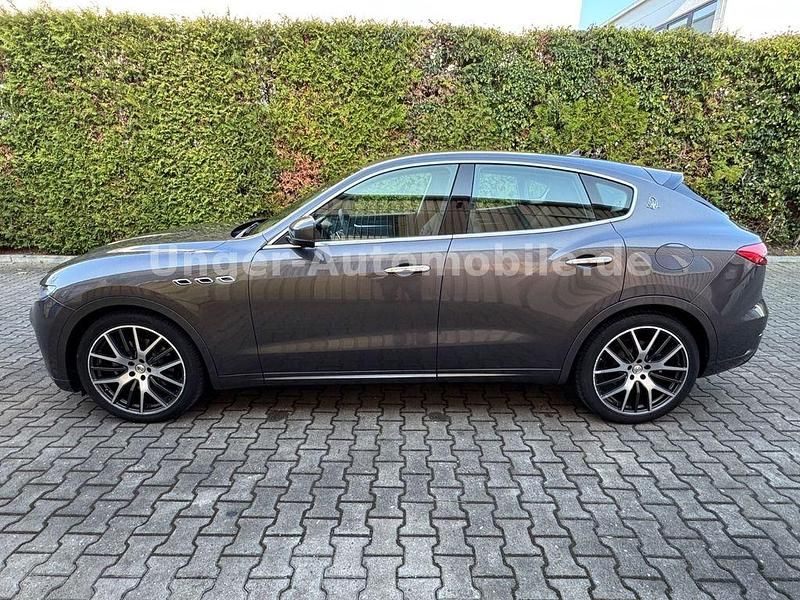Gebraucht Maserati Levante GranLusso 275 PS (202 kW) 2019 Grau SUV