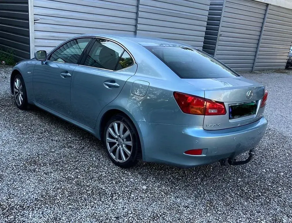 Gebraucht Lexus IS220 177 PS (130 kW) 2007 Blau Limousine