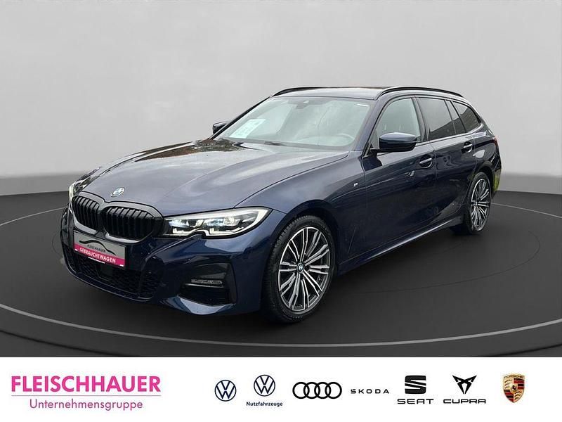 Tansanitblau ii metallic Gebraucht 2021 BMW 320 M Sport Kombi | 28.890 € (Guter Preis) - Bild 1/4
