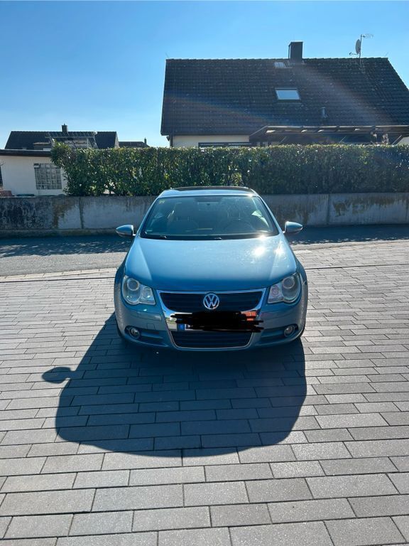 Blau Gebraucht 2009 VW Eos Cabrio | 4.450 € (Fairer Preis) - Bild 1/4