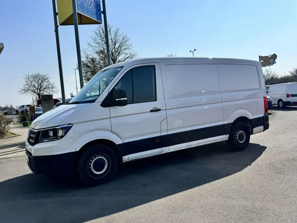 Gebraucht VW Crafter 140 PS (102 kW) 2021 Weiß Van