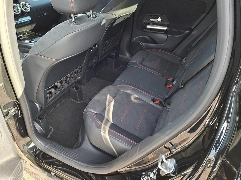 Gebraucht Mercedes GLA220 AMG 190 PS (139 kW) 2023 Schwarz SUV