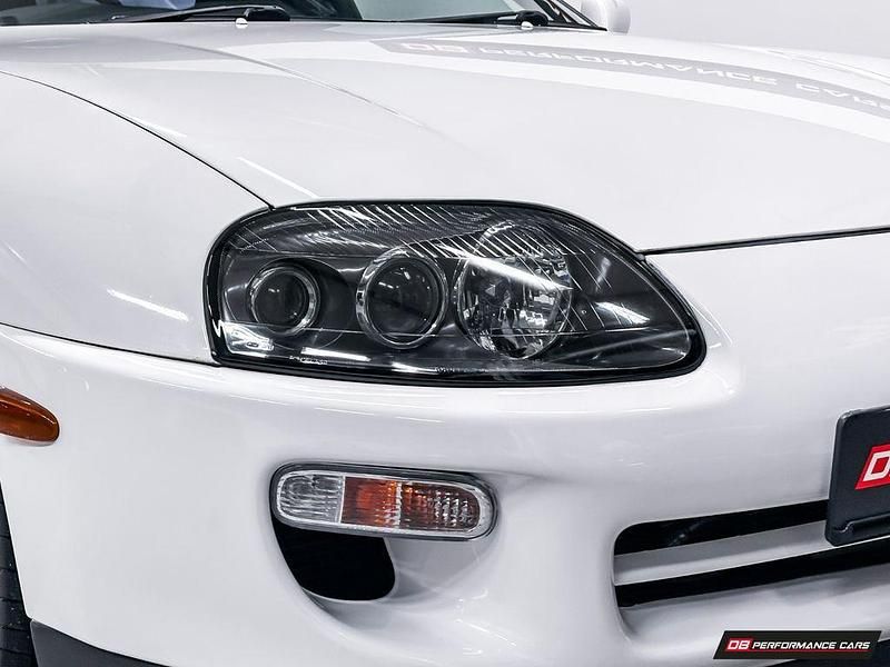 Gebraucht Toyota Supra 330 PS (242 kW) 2002 Weiß Coupé
