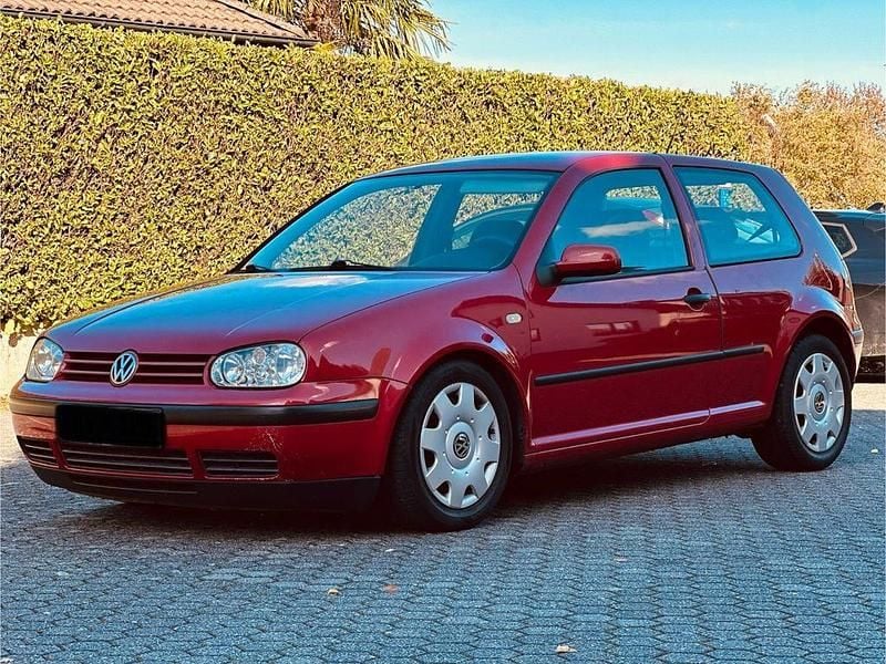 Rot Gebraucht 2000 VW Golf IV Limousine | 3.300 € (Fairer Preis) - Bild 1/4