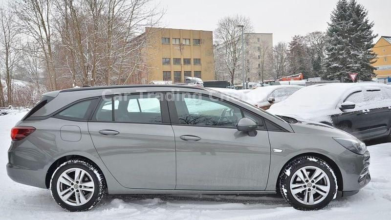 Gebraucht Opel Astra 105 PS (77 kW) 2021 Grau Kombi