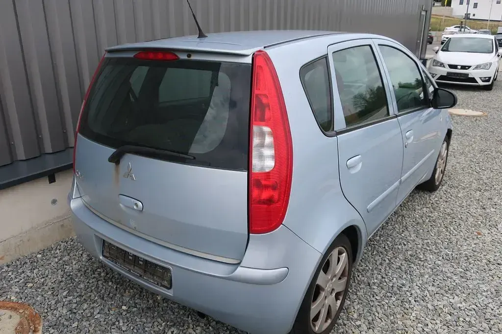 Gebraucht Mitsubishi Colt Instyle 109 PS (80 kW) 2004 Blau Kleinwagen