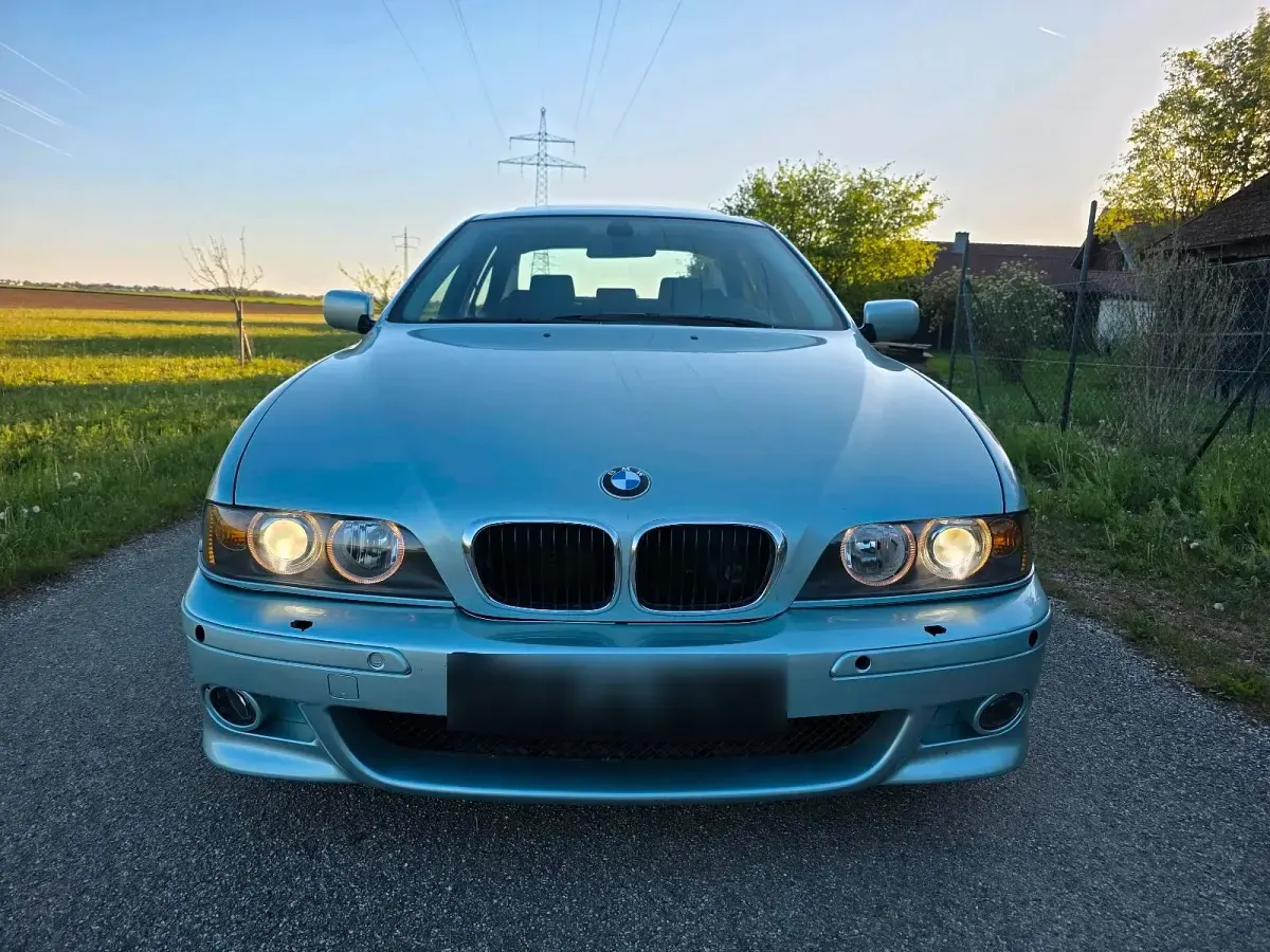 Second-hand BMW 525 163 CP (119 kW) 2000 Verde Berlinǎ