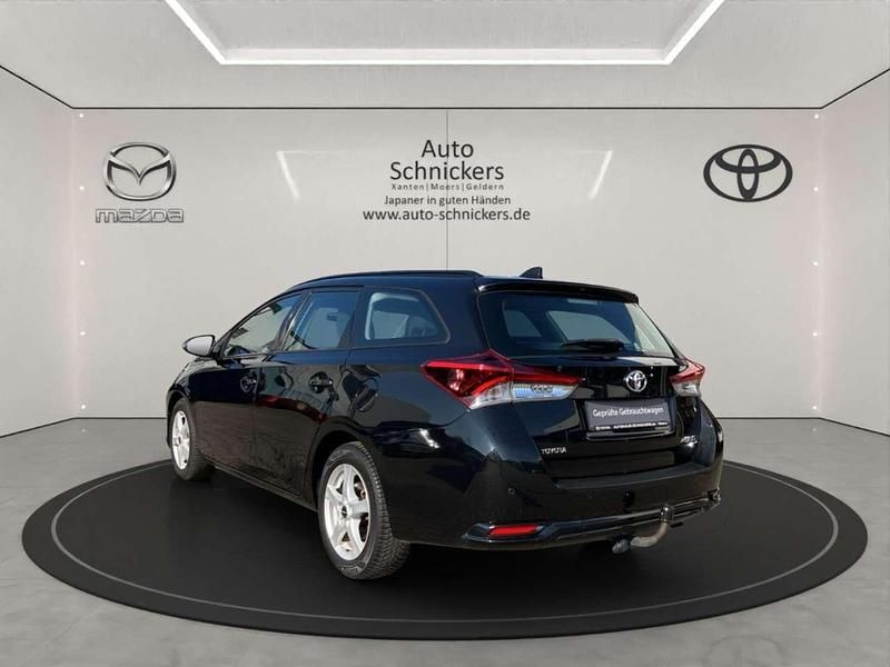 Gebraucht Toyota Auris Basis 99 PS (72 kW) 2016 Mysticschwarz mica Kombi