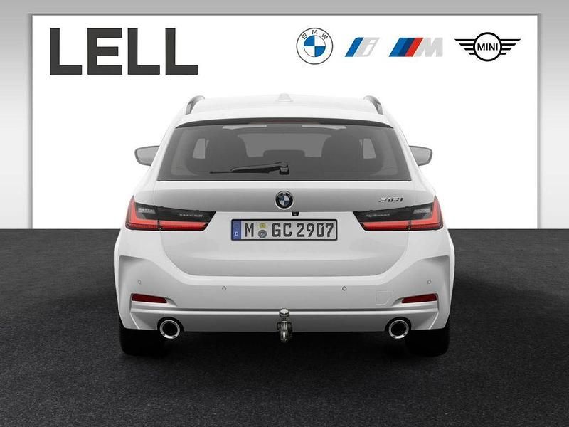 Neu BMW 318 Shadowline 156 PS (114 kW) 2026 Weiß Kombi