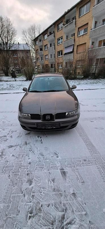 Gebraucht Seat Toledo 105 PS (77 kW) 2003 Grau Limousine
