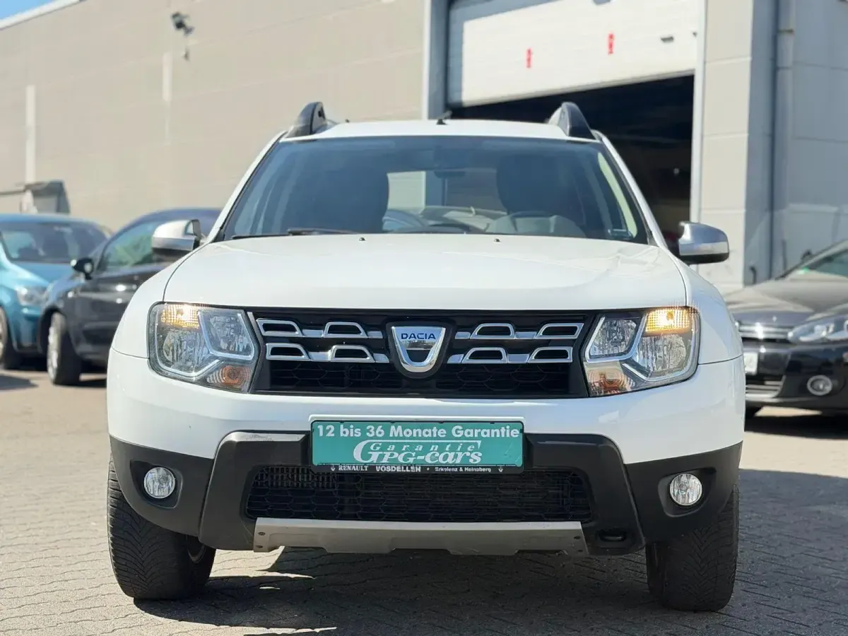 Gebraucht Dacia Duster Prestige 109 PS (80 kW) 2016 Weiß SUV