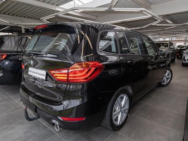 Gebraucht BMW 218 Advantage 150 PS (110 kW) 2023 Schwarz Van / Kleinbus