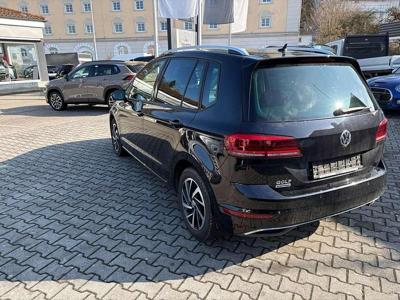 Gebraucht VW Golf Sportsvan Join 110 PS (80 kW) 2018 Deep black perleffekt Van / Kleinbus