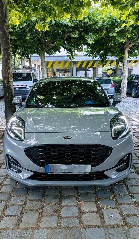 Grau Gebraucht 2020 Ford Puma Gen-E ST-Line X Coupé | 16.600 € (Fairer Preis) - Bild 1/4