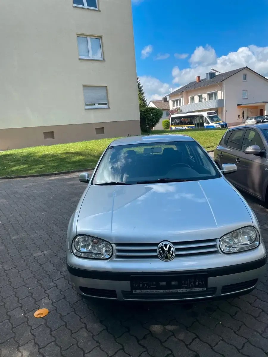 Second-hand VW Golf IV 75 CP (55 kW) 2003 Gri Hatchback