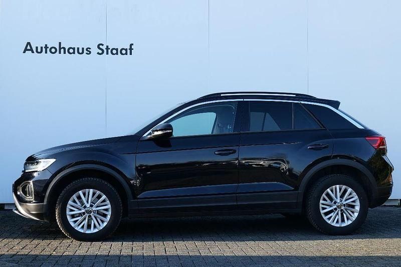 Gebraucht VW T-Roc Life 150 PS (110 kW) 2023 Deep black perleffekt SUV