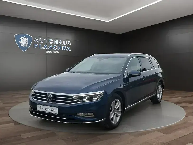 Gebraucht VW Passat Elegance 200 PS (147 kW) 2023 Kombi