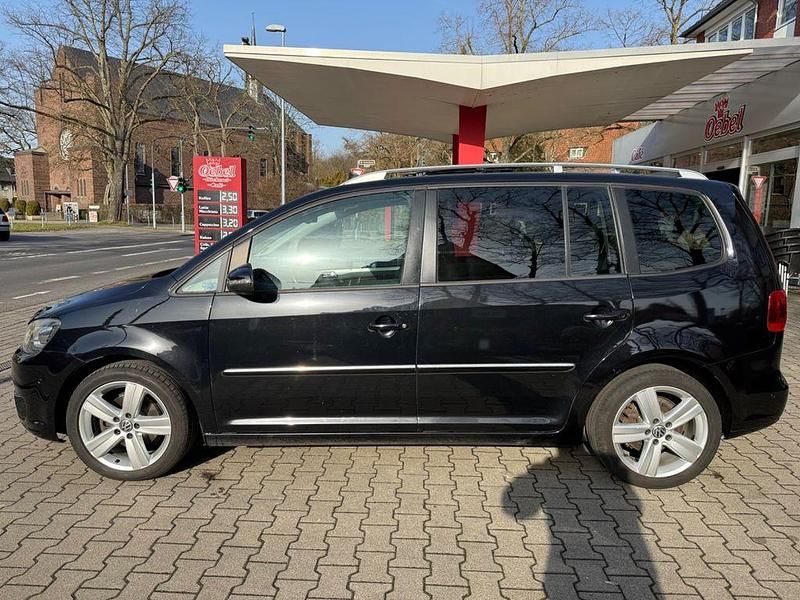 Gebraucht VW Touran Highline 140 PS (102 kW) 2010 Schwarz Van / Kleinbus