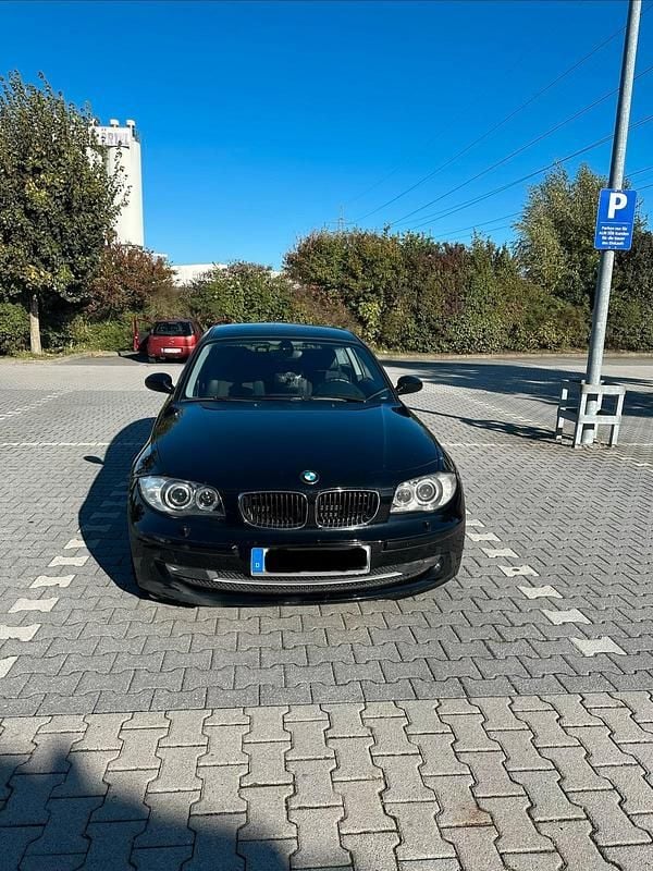 Schwarz Gebraucht 2008 BMW 116 Kleinwagen | 3.000 € (Guter Preis) - Bild 1/4