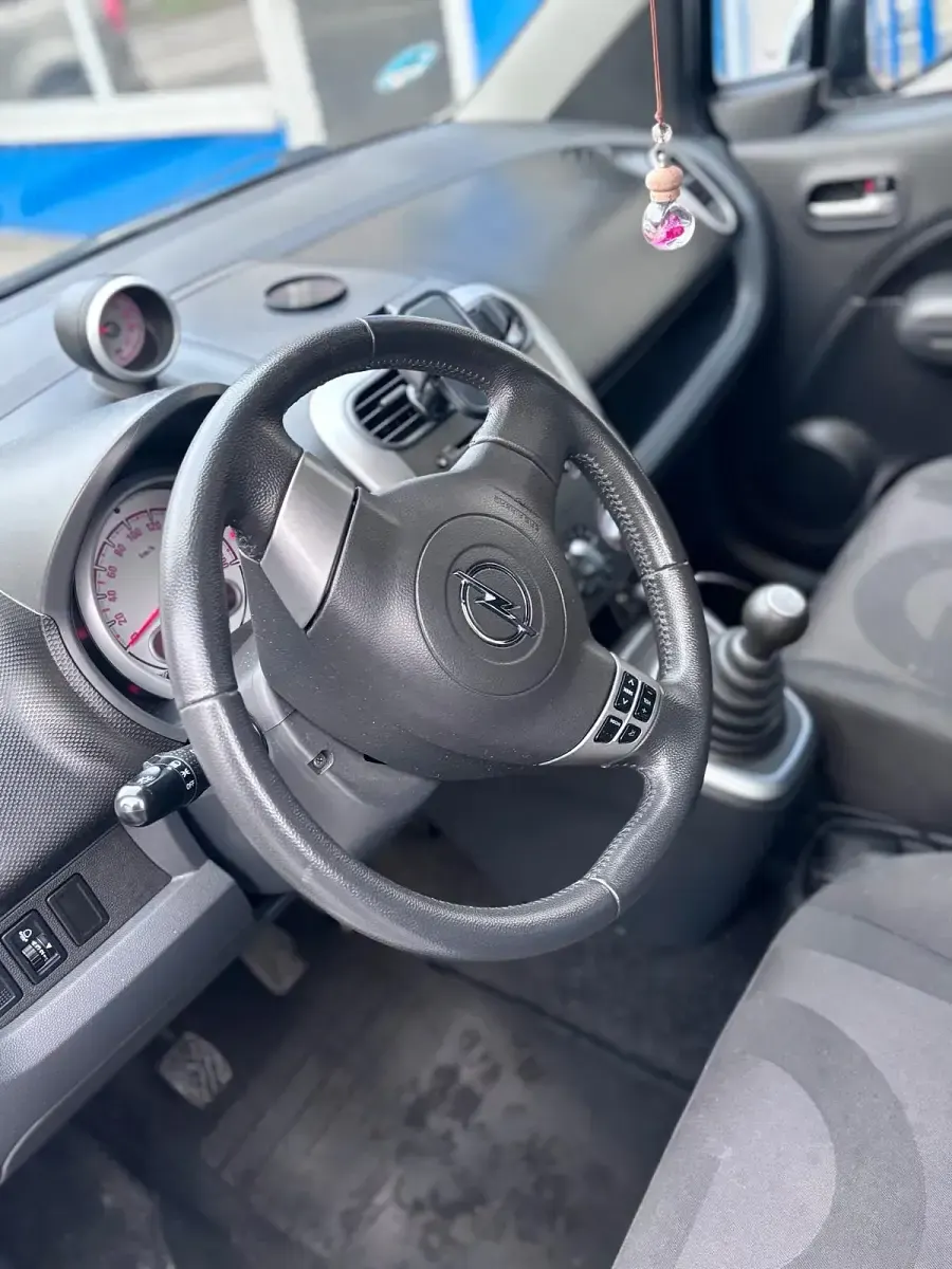 Second-hand Opel Agila 86 CP (63 kW) 2009 Hatchback