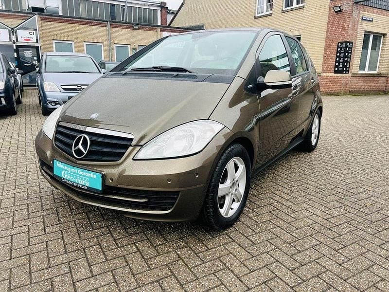 Gebraucht Mercedes A160 95 PS (69 kW) 2011 Braun Limousine