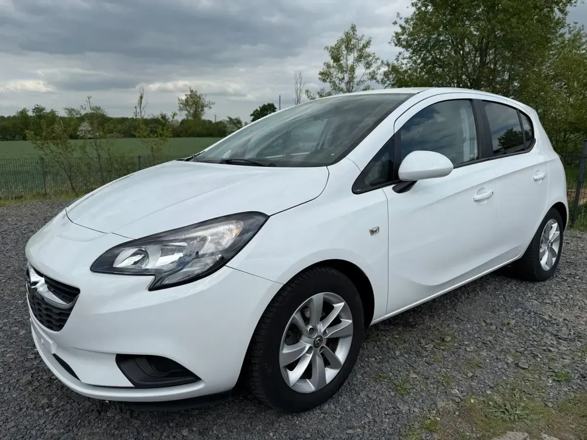 Gebraucht Opel Corsa 90 PS (66 kW) 2017 Weiß Kleinwagen