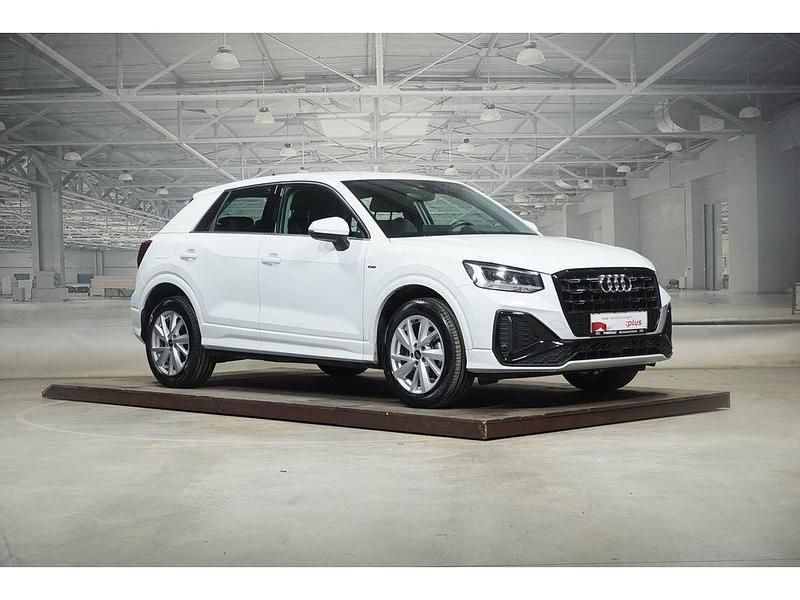 Gebraucht Audi Q2 S-Line 150 PS (110 kW) 2024 Gletscherweiß metallic SUV
