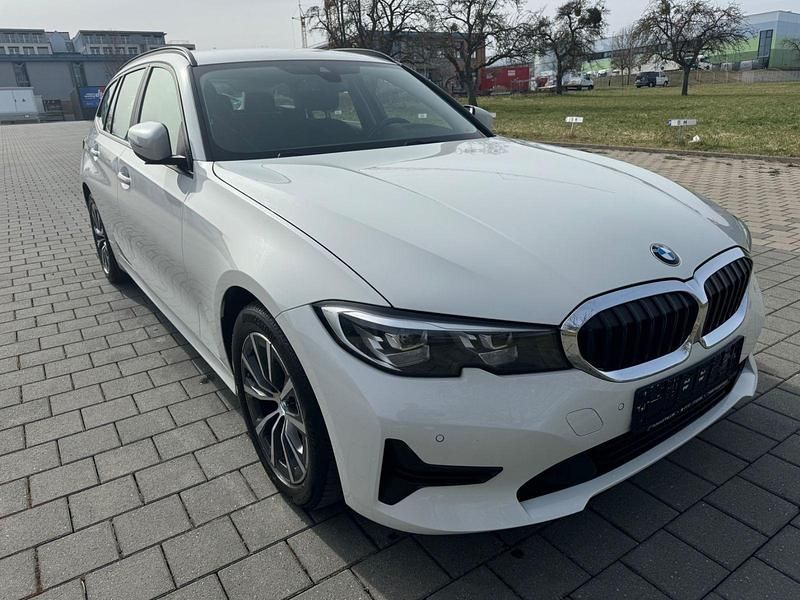 Gebraucht BMW 318 Advantage 150 PS (110 kW) 2020 Weiß Kombi