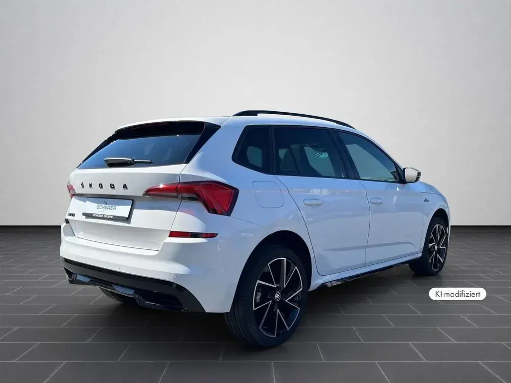 Gebraucht Skoda Kamiq Monte Carlo 110 PS (80 kW) 2022 Candyweiß SUV