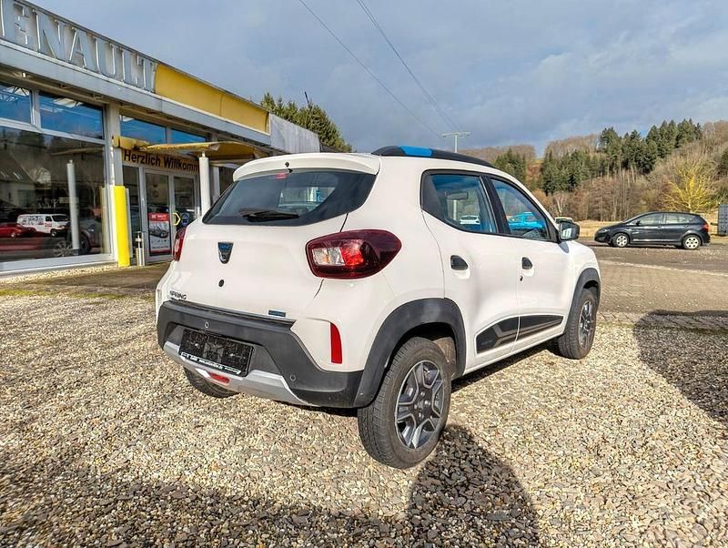 Gebraucht Dacia Spring Comfort 33 kW (45 PS) 2021 Weiß Kleinwagen