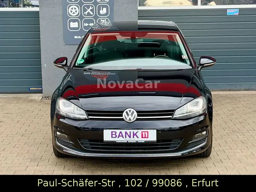 Gebraucht VW Golf VII Highline 150 PS (110 kW) 2015 Schwarz Limousine