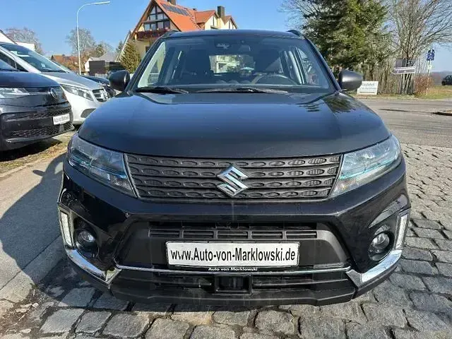 Gebraucht Suzuki Vitara Club 405 PS (297 kW) 2021 Schwarz SUV