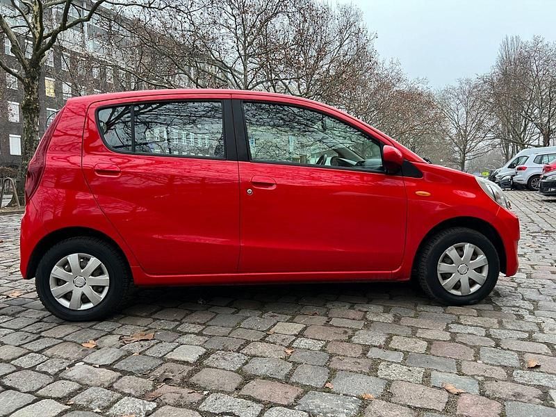 Gebraucht Daihatsu Cuore 69 PS (50 kW) 2010 Rot Kleinwagen