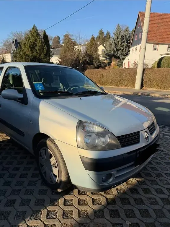 Occasion Renault Clio II Expression 98 ch (72 kW) 2003 Argent Berline