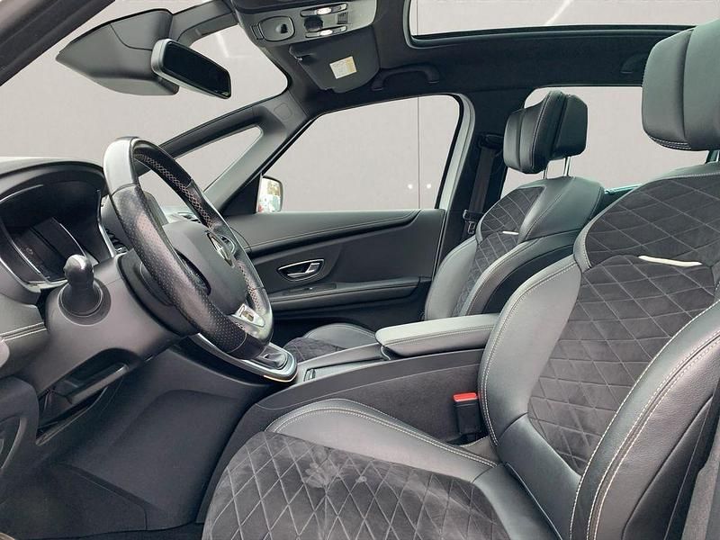 Gebraucht Renault Scénic IV Black Edition 140 PS (102 kW) 2020 Weiß Van / Kleinbus