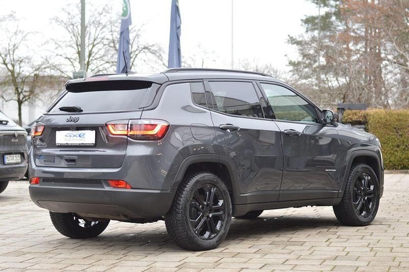 Gebraucht Jeep Compass 190 PS (139 kW) 2022 Grau SUV