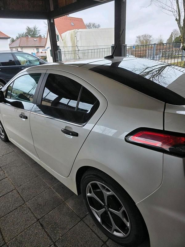 Gebraucht Opel Ampera Edition 151 PS (111 kW) 2012 Weiß Kleinwagen