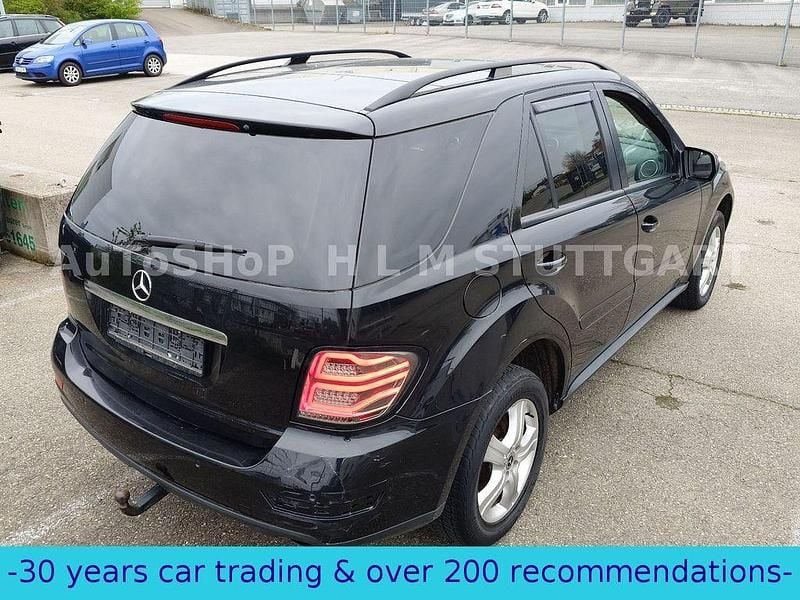 Gebraucht Mercedes ML350 224 PS (164 kW) 2009 Schwarz SUV
